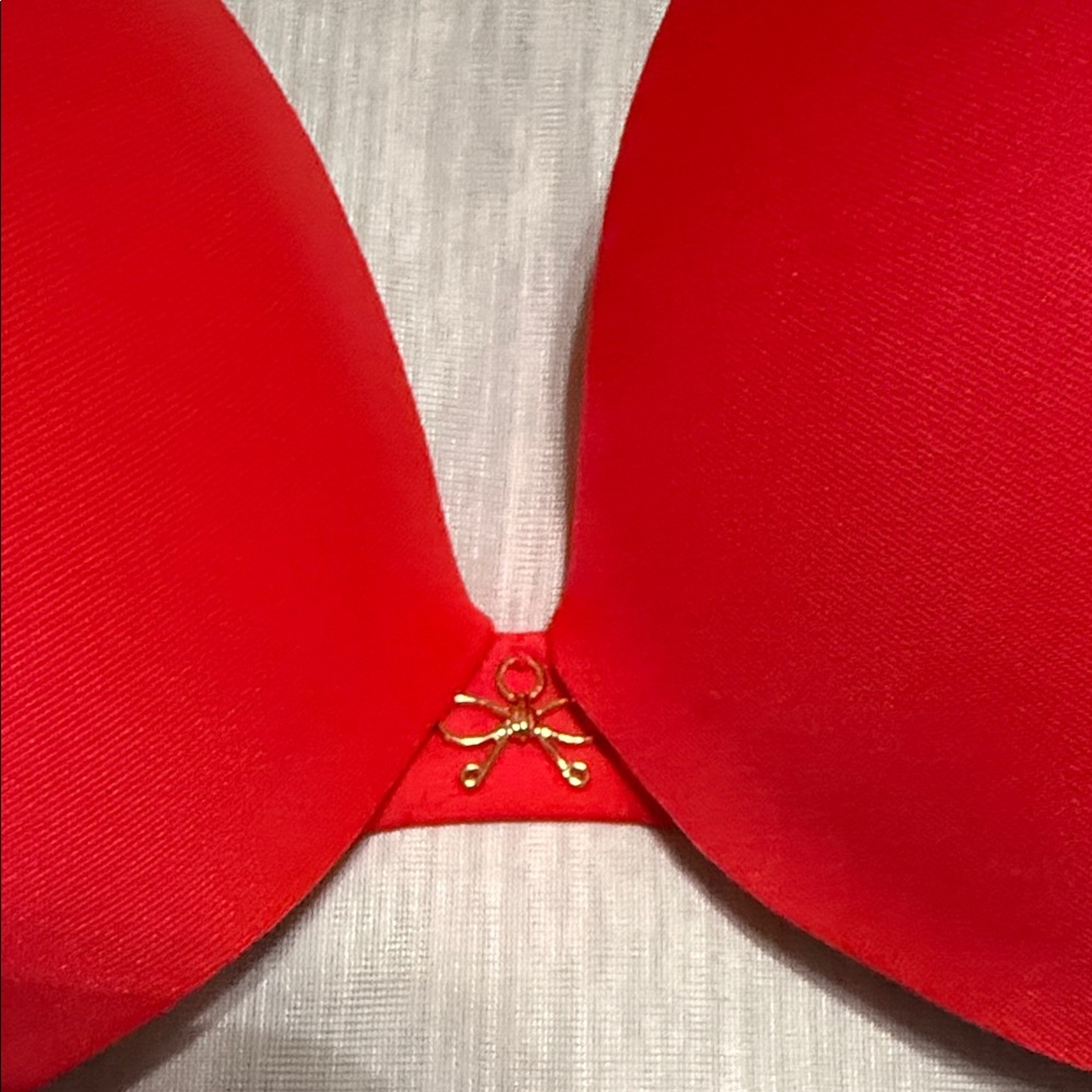 Victoria's Secret Bold Red Bra - Picture 4 of 4
